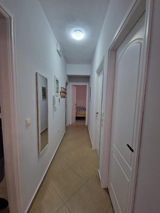 Lirika'S Airport House Apartman Ártemida Kültér fotó